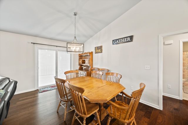 450 Golden Cir, Cookeville, TN 38506