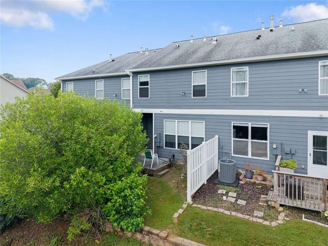 6711 Safeharbour Way, Flowery Branch, GA 30542