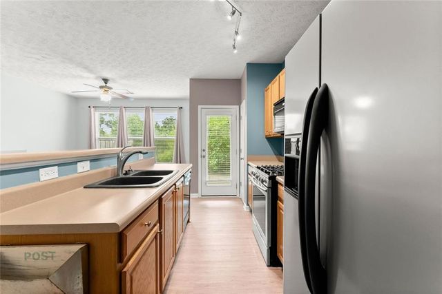 6711 Safeharbour Way, Flowery Branch, GA 30542