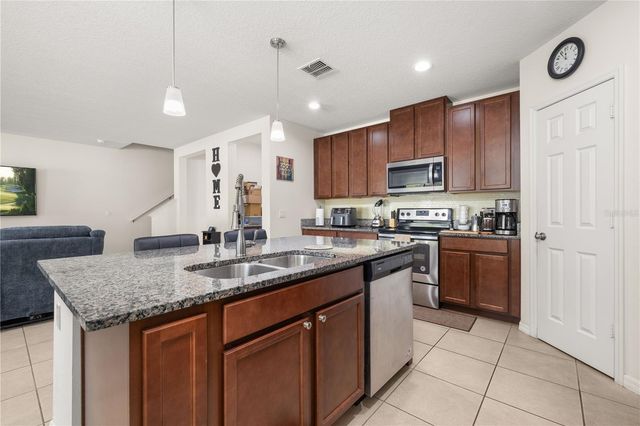 2831 NOBLE CROW DRIVE, Kissimmee, FL 34744