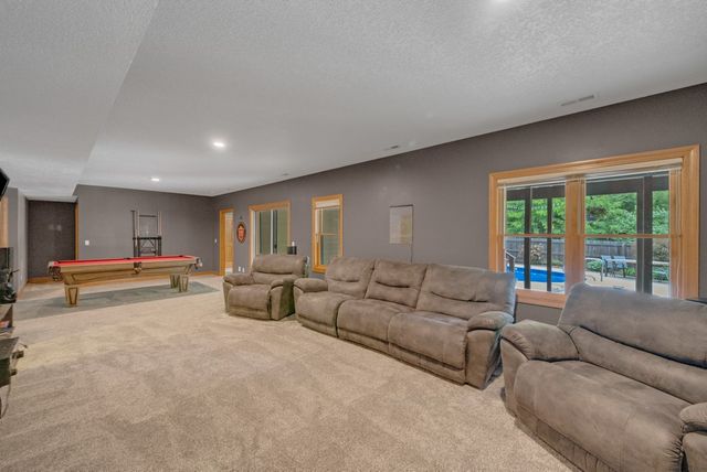 905 Timberline Drive, Polk City, IA 50226