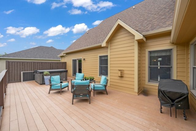 905 Timberline Drive, Polk City, IA 50226