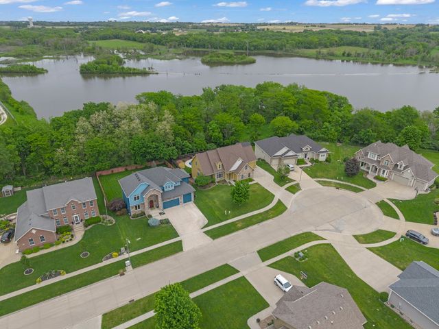 905 Timberline Drive, Polk City, IA 50226