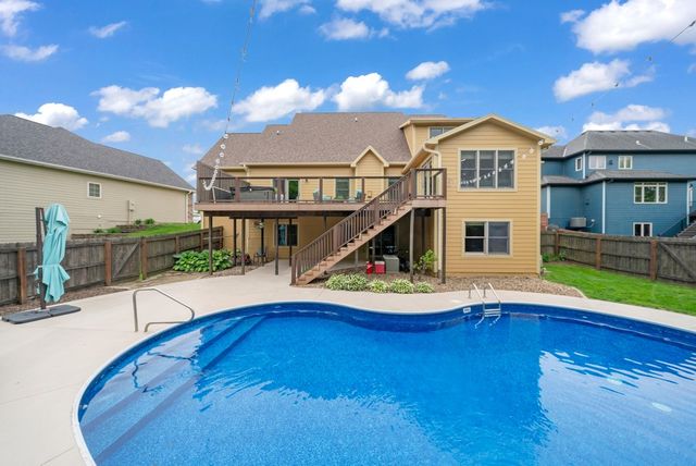 905 Timberline Drive, Polk City, IA 50226