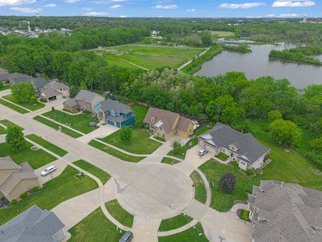 905 Timberline Drive, Polk City, IA 50226