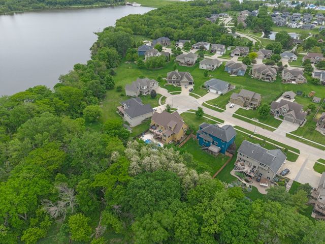 905 Timberline Drive, Polk City, IA 50226