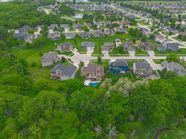 905 Timberline Drive, Polk City, IA 50226
