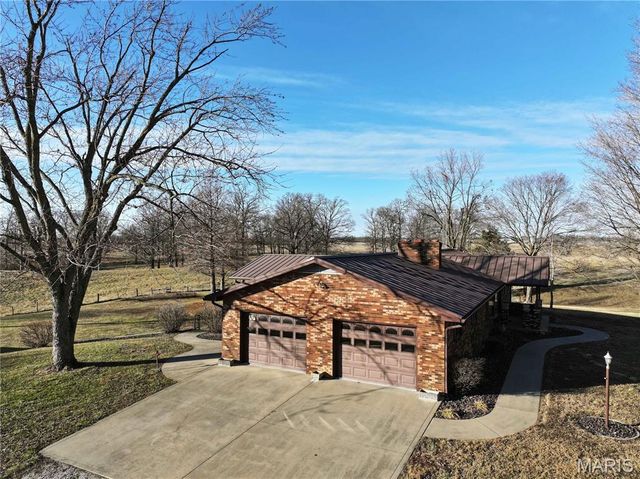34 Missouri Lane, Perryville, MO 63775