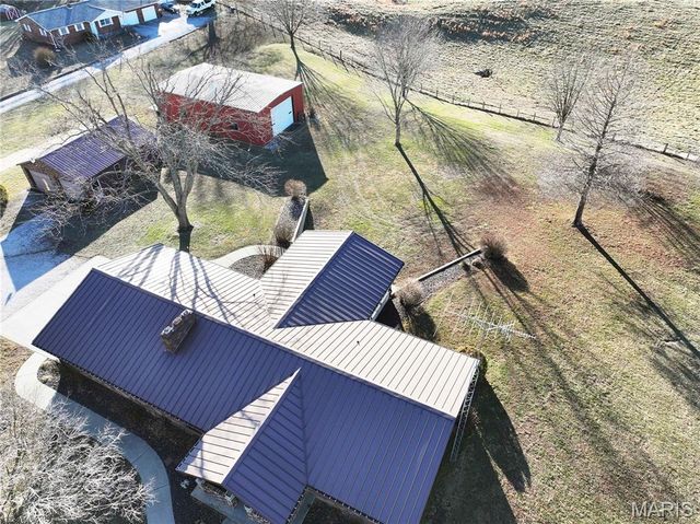 34 Missouri Lane, Perryville, MO 63775