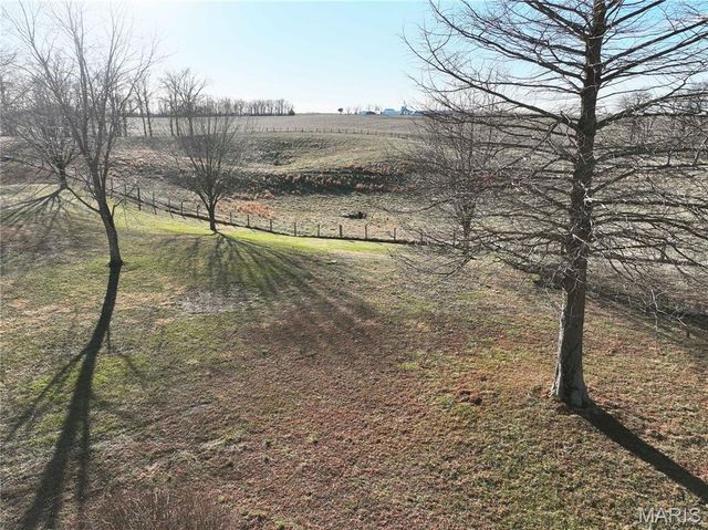 34 Missouri Lane, Perryville, MO 63775