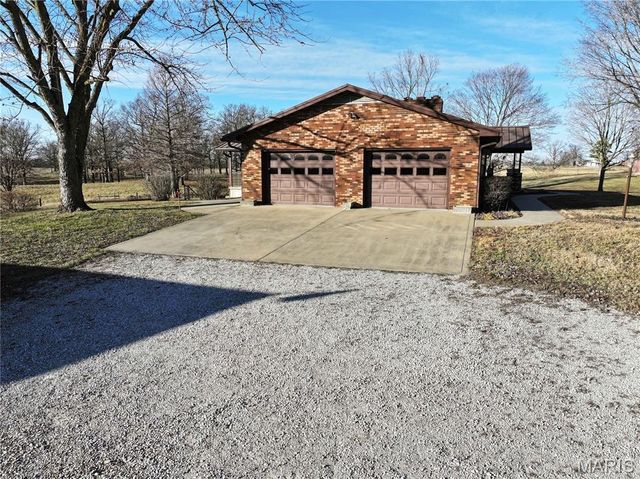 34 Missouri Lane, Perryville, MO 63775