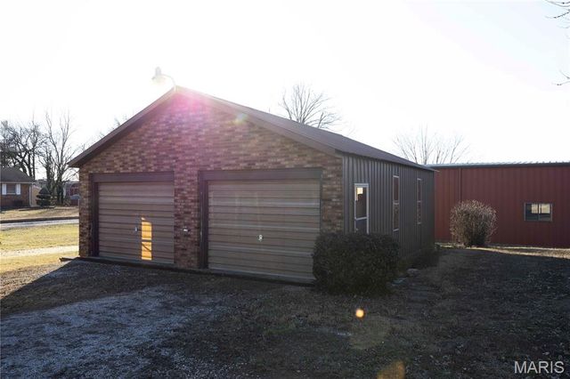 34 Missouri Lane, Perryville, MO 63775