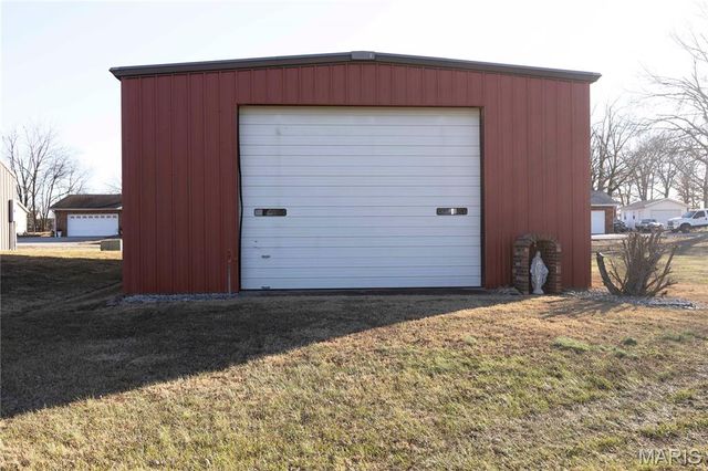 34 Missouri Lane, Perryville, MO 63775