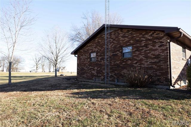 34 Missouri Lane, Perryville, MO 63775