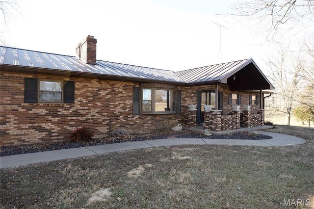 34 Missouri Lane, Perryville, MO 63775