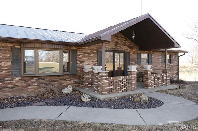 34 Missouri Lane, Perryville, MO 63775