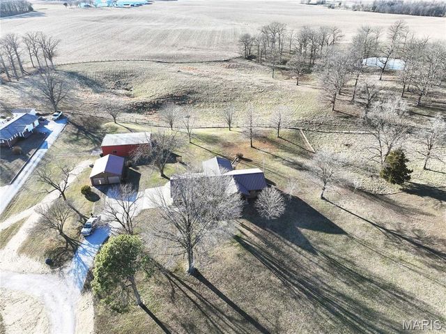 34 Missouri Lane, Perryville, MO 63775