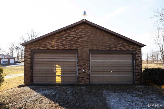 34 Missouri Lane, Perryville, MO 63775