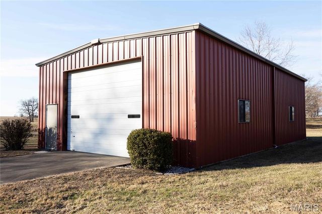 34 Missouri Lane, Perryville, MO 63775