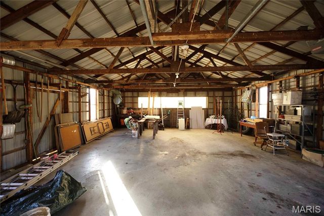 34 Missouri Lane, Perryville, MO 63775