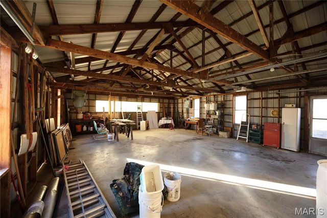 34 Missouri Lane, Perryville, MO 63775