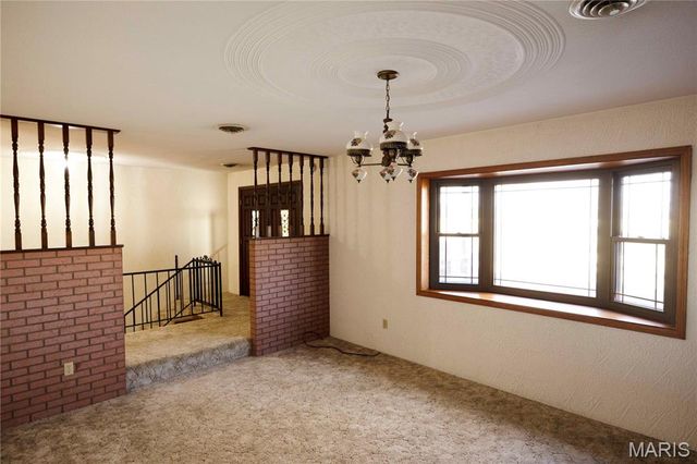 34 Missouri Lane, Perryville, MO 63775