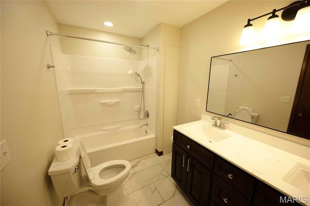 34 Missouri Lane, Perryville, MO 63775