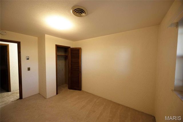 34 Missouri Lane, Perryville, MO 63775