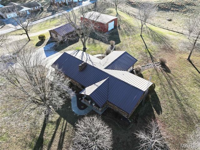 34 Missouri Lane, Perryville, MO 63775