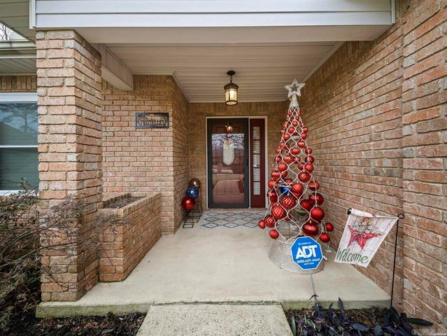 103 Coca Bay Point, Hot Springs, AR 71913