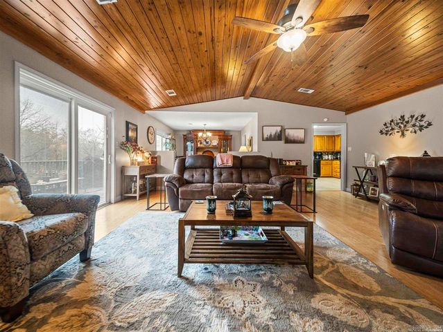 103 Coca Bay Point, Hot Springs, AR 71913