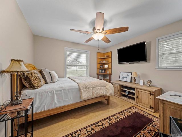 103 Coca Bay Point, Hot Springs, AR 71913