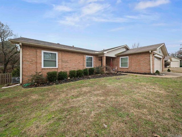103 Coca Bay Point, Hot Springs, AR 71913