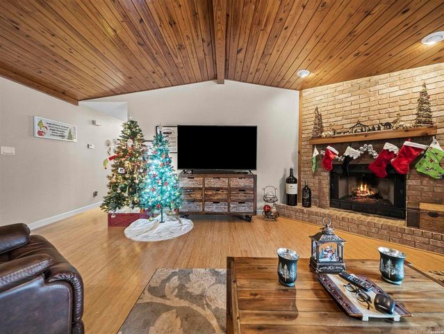 103 Coca Bay Point, Hot Springs, AR 71913