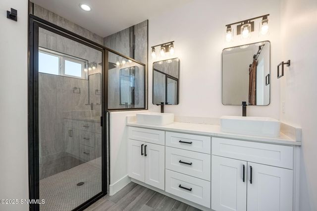 6534 Swan Street, Las Cruces, NM 88012