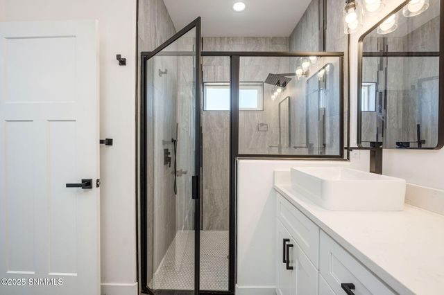 6534 Swan Street, Las Cruces, NM 88012