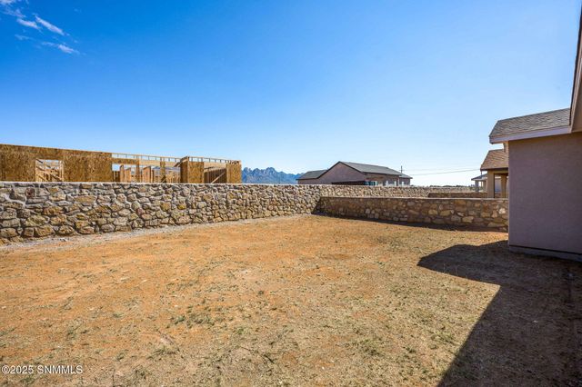 6534 Swan Street, Las Cruces, NM 88012