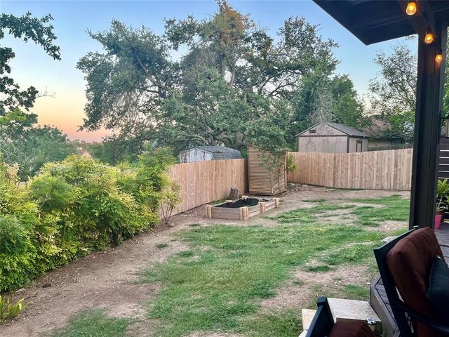 7107 Seneca CIR, Austin, TX 78736