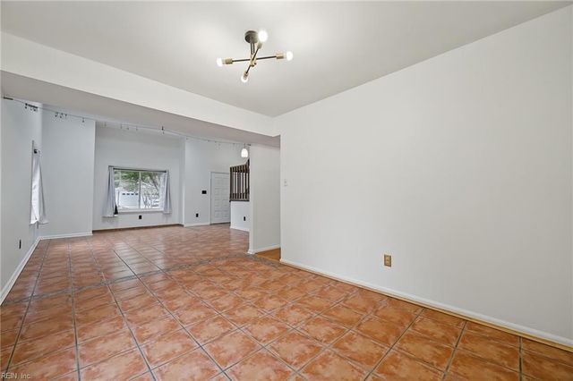 513 Great Park DR, Newport News, VA 23608
