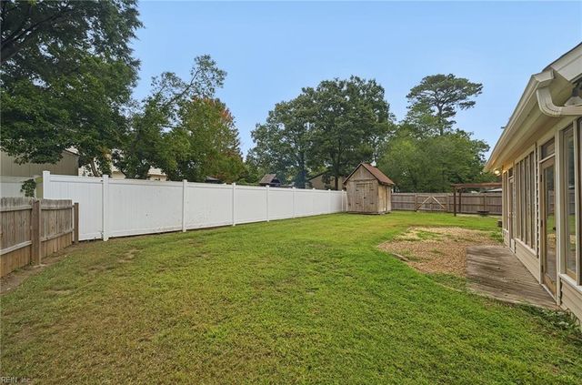 513 Great Park DR, Newport News, VA 23608
