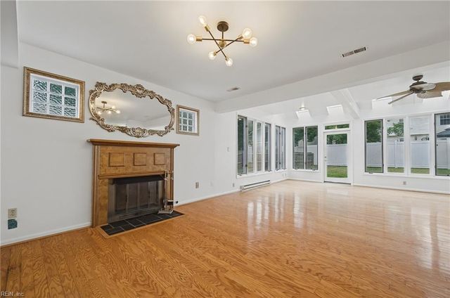 513 Great Park DR, Newport News, VA 23608