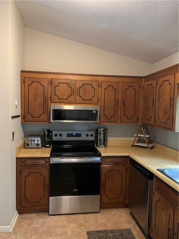 143 Copperfield Drive 6, Central, SC 29630
