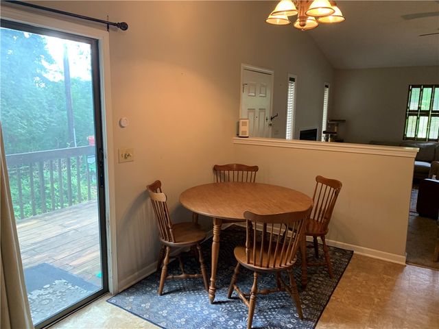 143 Copperfield Drive 6, Central, SC 29630