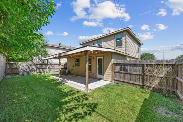 4703 Orchard Garden Way, Houston, TX 77066