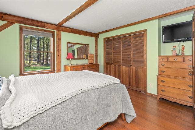 93 Hadley Rd, Merrimac, MA 01860