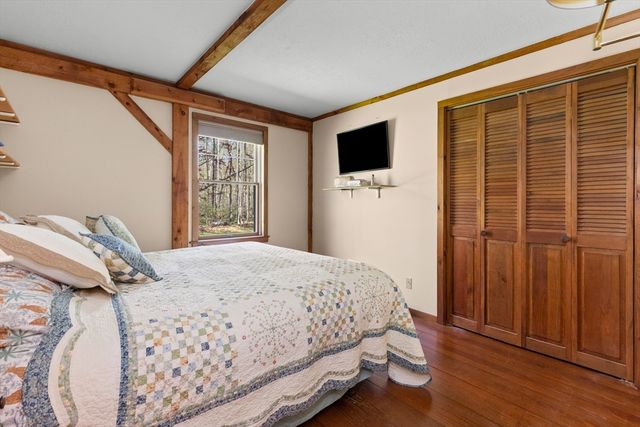 93 Hadley Rd, Merrimac, MA 01860