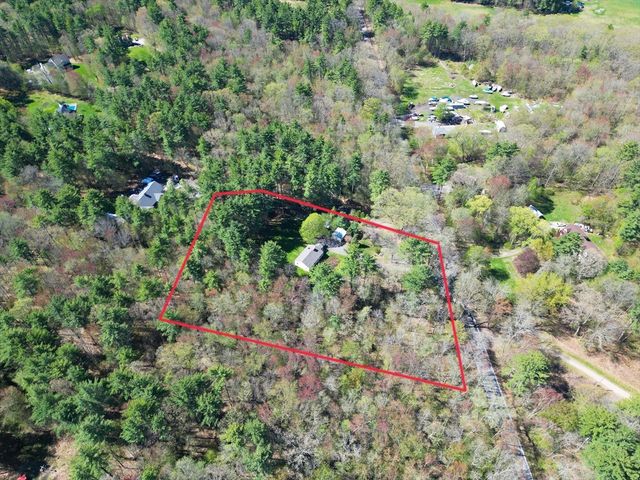 93 Hadley Rd, Merrimac, MA 01860