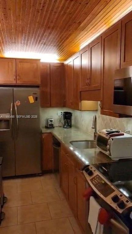 900 NE 18th Ave 1103, Fort Lauderdale, FL 33304