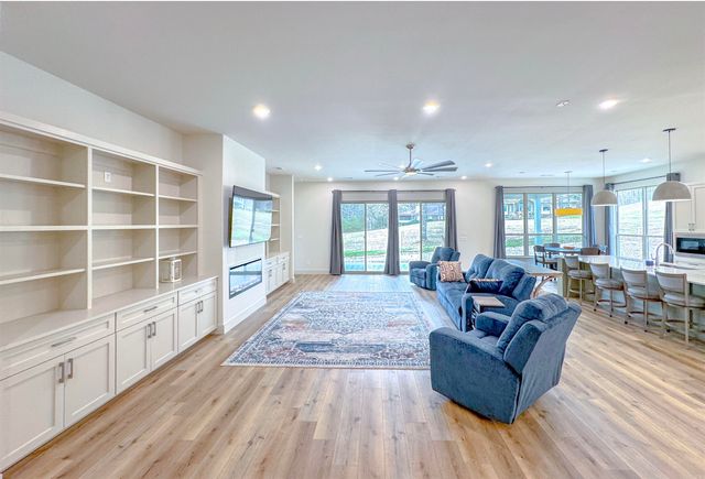 24 Zarina Lane, Hot Springs Village, AR 71909