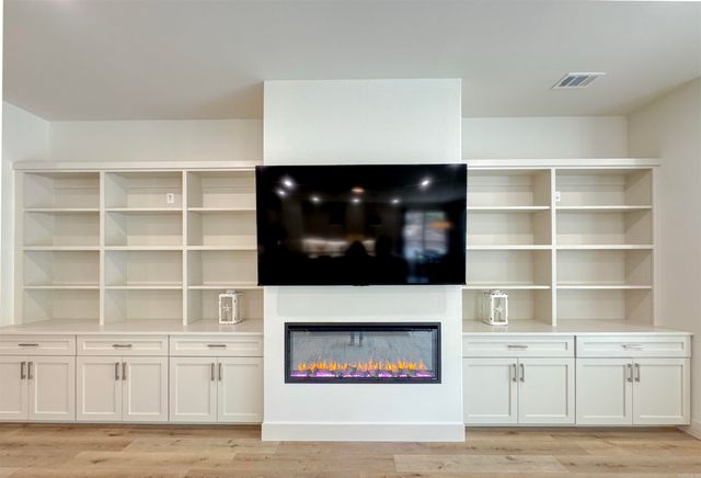 24 Zarina Lane, Hot Springs Village, AR 71909